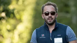 Thumbnail for Dropbox Is Going Public And Its CEO Is About To Cash In
