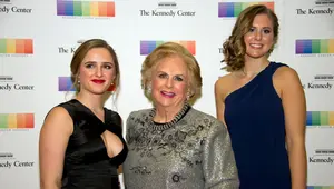 Dionne Warwick Net Worth | Celebrity Net Worth