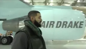 Thumbnail for Drake Shows Off Incredible Brand New "Air Drake" $100 Million Private Jet