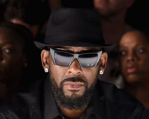 how much money did r kelly make in his career