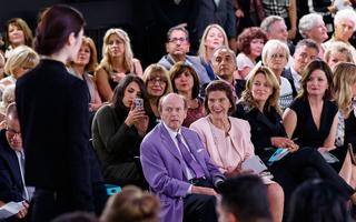 Celebrity Net Worth Richest Rers Houses And Salary How Billionaire Jim Pattison Became Known As The Warren Buffett Of Canada