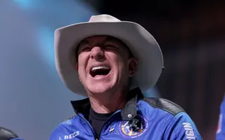 Jeff Bezos Offers To Foot $2 Billion NASA Bill If They "Correct Their Mistake" Of Working With Space X Instead Of Blue Origin