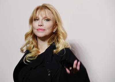 Featured image of post How to Make Courtney Love Net Worth 2019