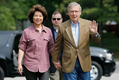 Mitch Mcconnell S Wife Elaine Chao Comes From An Extremely Rich Family Celebrity Net Worth