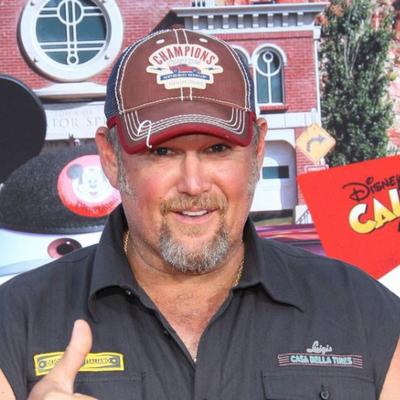 Larry The Cable Guy