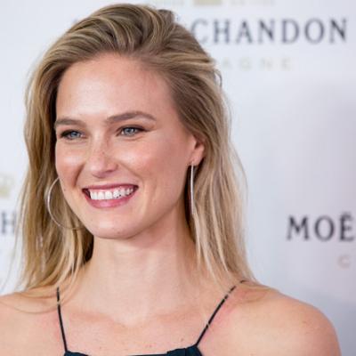 Bar Refaeli Net Worth's picture