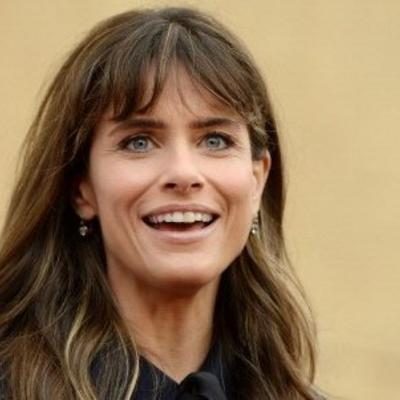 Amanda Peet Net Worth's picture