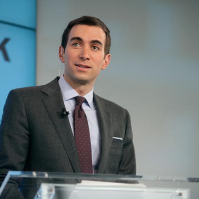 Andrew Ross Sorkin Net Worth's picture