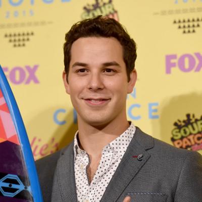 Skylar Astin