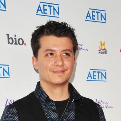 Ryan Buell's picture