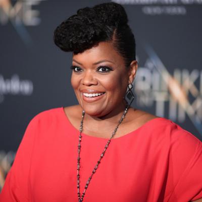 Yvette Nicole Brown's picture