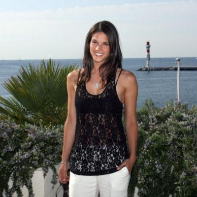 Missy Peregrym Net Worth's picture