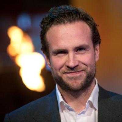 Rafe Spall Net Worth's picture