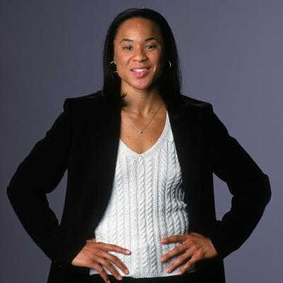 How much does Dawn Staley make? Salary breakdown for South