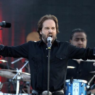 Alfie Boe's picture