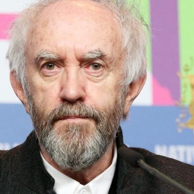 Jonathan Pryce Net Worth