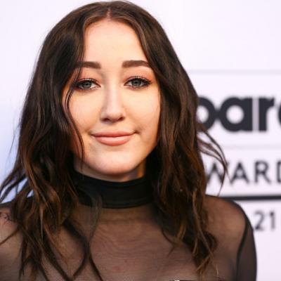 Noah Cyrus's picture