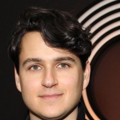 Ezra Koenig Net Worth's picture