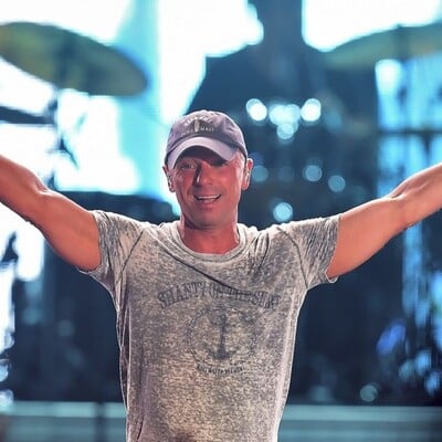 Kenny Chesney's picture