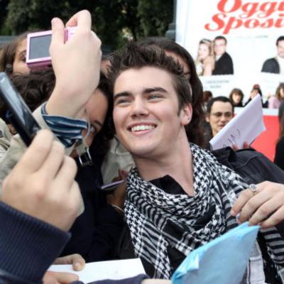 Cameron Bright Net Worth's picture