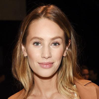 Dylan Penn Net Worth's picture