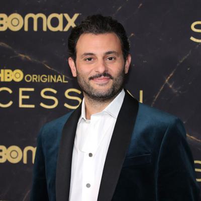 Arian Moayed Net Worth's picture