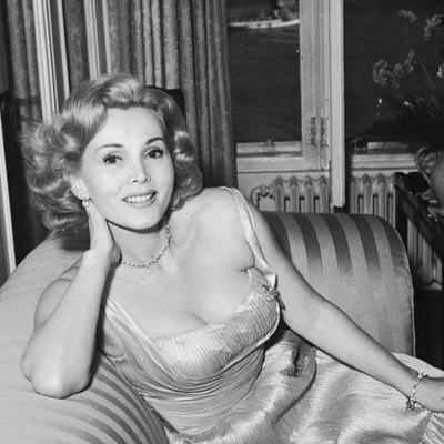 Zsa Zsa Gabor Net Worth's picture