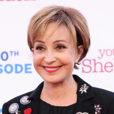 Annie Potts Net Worth's picture