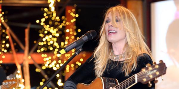 Nancy Wilson