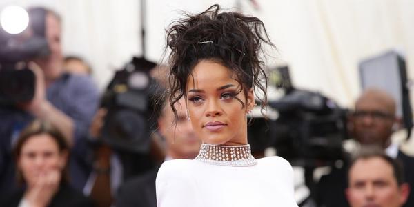 Rihanna Net Worth 2023: How much money does she get from every business she  has?