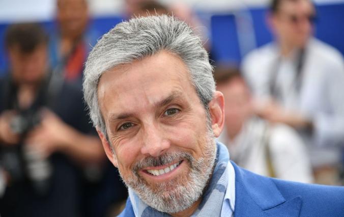Billionaire Charles Cohen Buys Landmark Theaters From Billionaire Mark Cuban