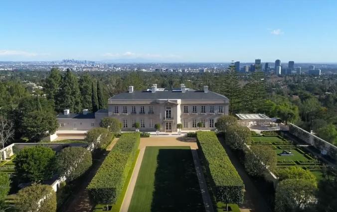 10-Acre Palatial Bel Air Mega-Mega Mansion Sells For $150 Million - Setting Los Angeles Price Record