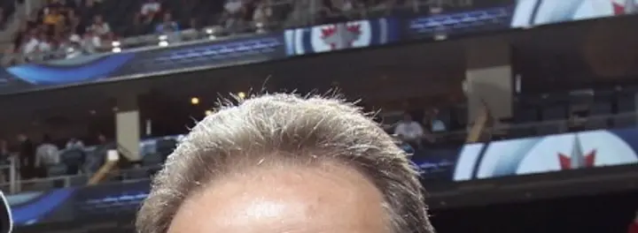 Some Billionaires Play Golf. Broadcom Founder Henry Nicholas Preferred