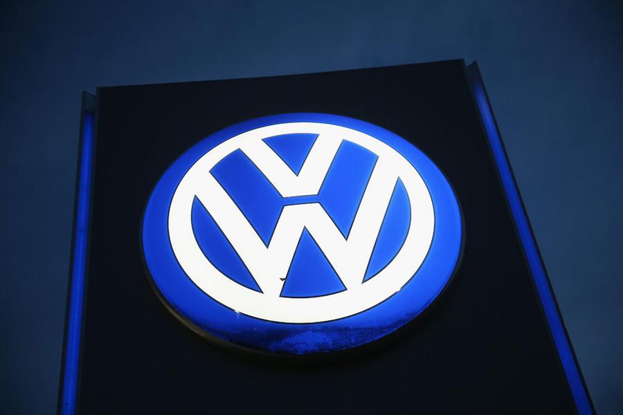 GettyImages 491614124 Medio millón de propietarios de VW recibirán hasta 10.000 dólares cada uno tras un histórico acuerdo sobre emisiones