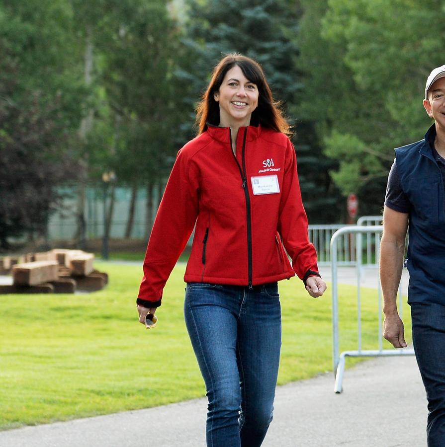 MacKenzie Bezos ha donado 4.200 millones de dólares a organizaciones ...