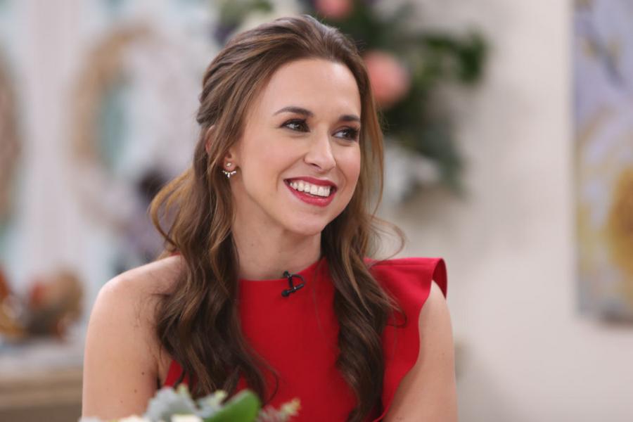 Lacey Chabert Netto waarde (geld en salaris) 2024