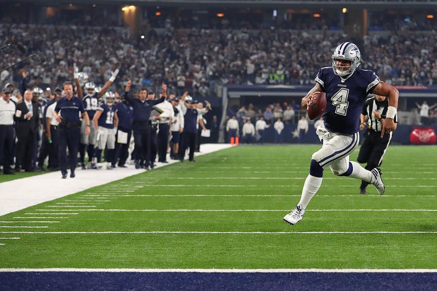 Prescott outshines Brady, Cowboys dominate Buccaneers 31-14 - WTOP News