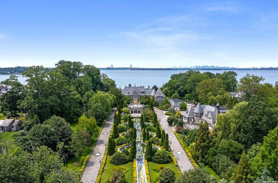 villard-house-the-nyc-mansion-of-doomed-railroad-tycoon-now-open-for