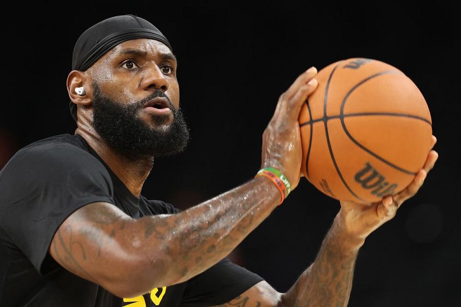 LeBron James Scores On $725 Million SpringHill Deal With Nike