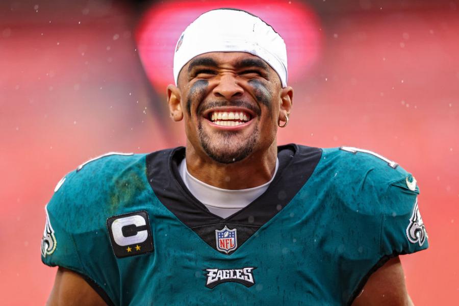 LANDOVER, MARYLAND - SEPTEMBER 25: Quarterback Jalen Hurts #1 of the Philadelphia Eagles celebrates after defeating the Washington Commanders at FedExField on September 25, 2022 in Landover, Maryland. 