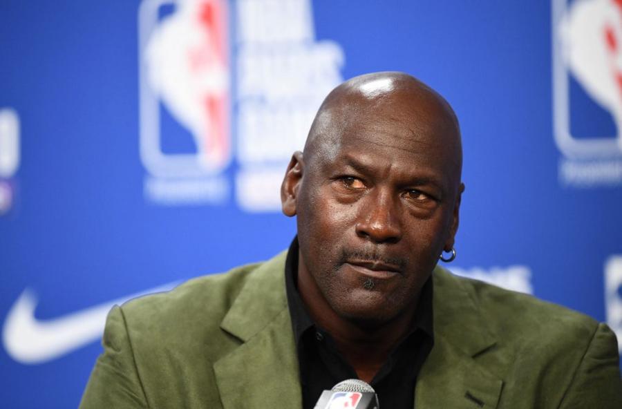 Michael Jordan to sell majority stake in Charlotte Hornets