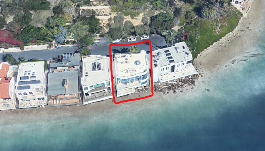 halle Halle Berry busca 18 millones de dólares para una mansión en Malibú Beach