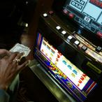 Slot Machine Malfunction Makes Woman Believe She Won $43 Million – Casino Offers Steak Dinner Instead