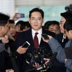 Samsung Heir Charged With Embezzlement