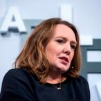 Paula Hawkins Had To Borrow Money To Write "Girl On The Train" Last Year She Made $53,000 PER DAY