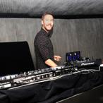 Calvin Harris Is Still The Richest DJ On The Planet, But He's No Longer The Highest Paid!