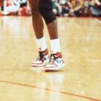 A Game-Worn Pair Of Michael Jordan's Air Jordan 1s Just Sold For $560,000, A New Sneaker Record!