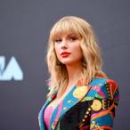 Taylor Swift Rejected An Enormous FTX Endorsement Offer… And Boy Is She Looking Brilliant Now