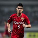 Brazilian Soccer Player "Oscar" Rejected Premier League Glory For A TON Of Money In China