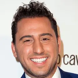 Ryan Serhant Net Worth | Celebrity Net Worth